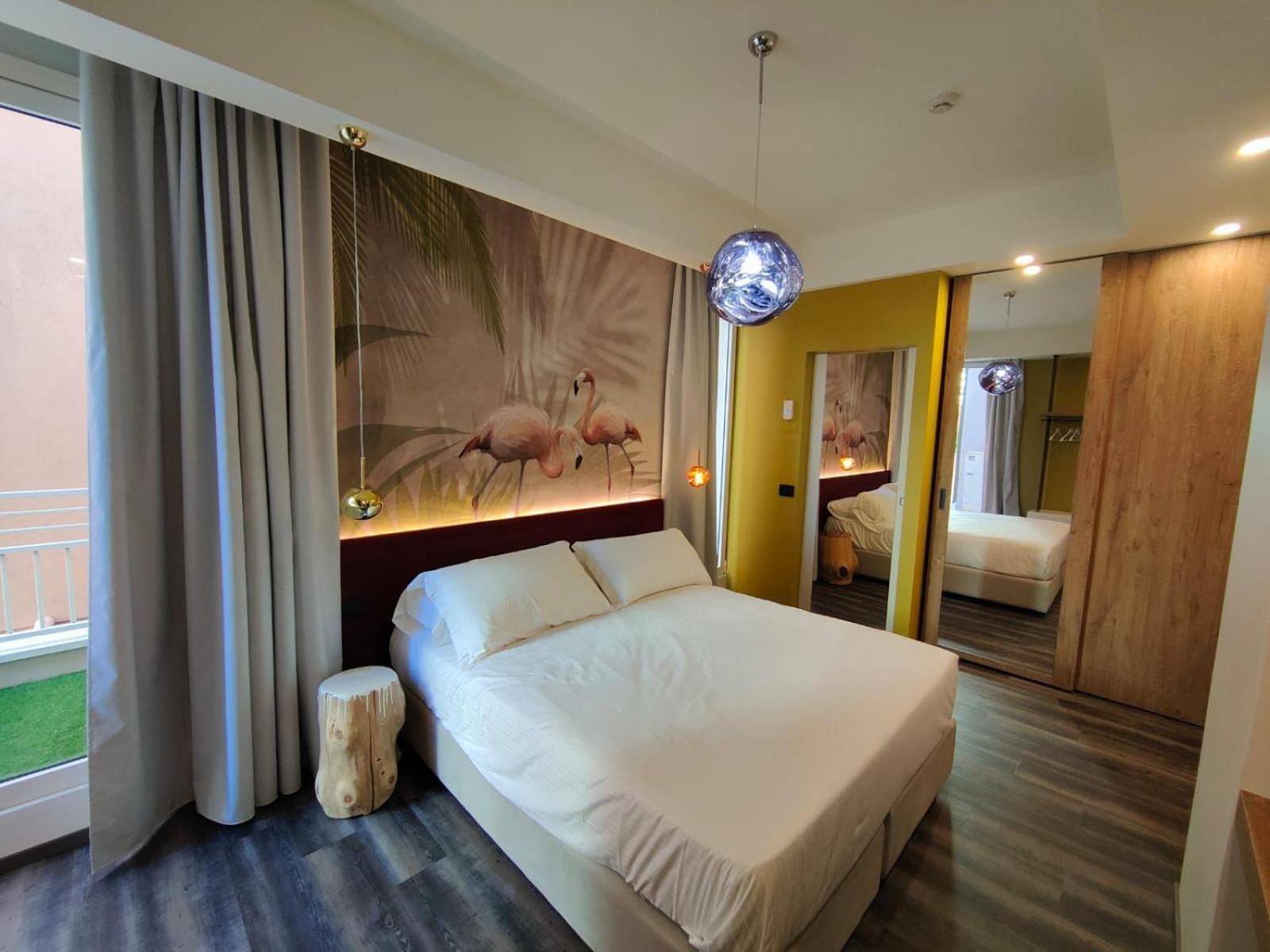 Design Hotel Astra B&B Мізано-Адріатіко Екстер'єр фото